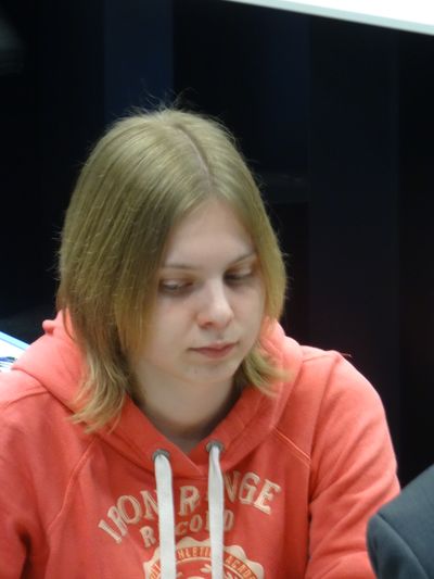Anne Haast, Nederlands dameskampioene haalt haar eerste halfje binnen ( foto: Robert Klomp)
