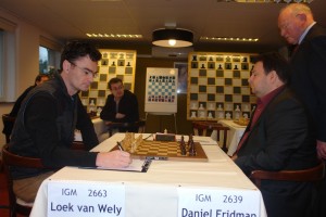 Loek van Wely - Daniel Fridman (foto: René Olthof)