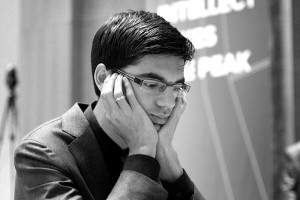 Anish Giri in denkstand (toernooi website)